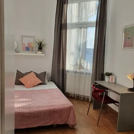 Duze Mieszkanie - Aleja Niepodleglosci Apartment *